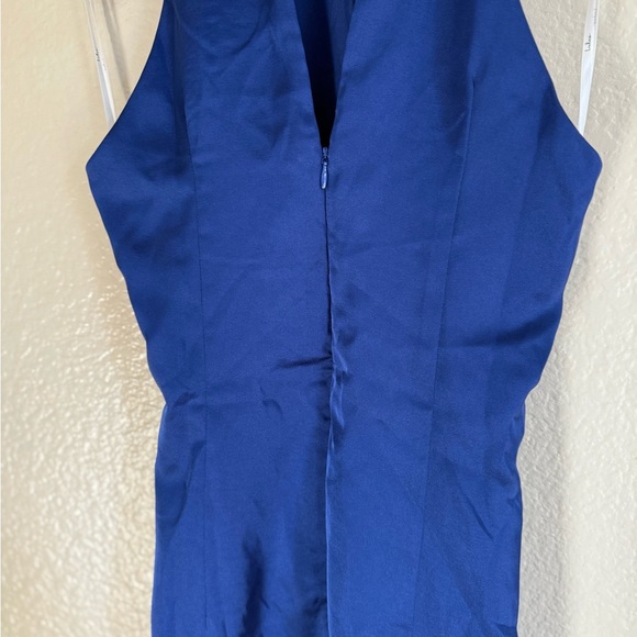 Elegant Blue Halter Dress - Picture 4 of 6
